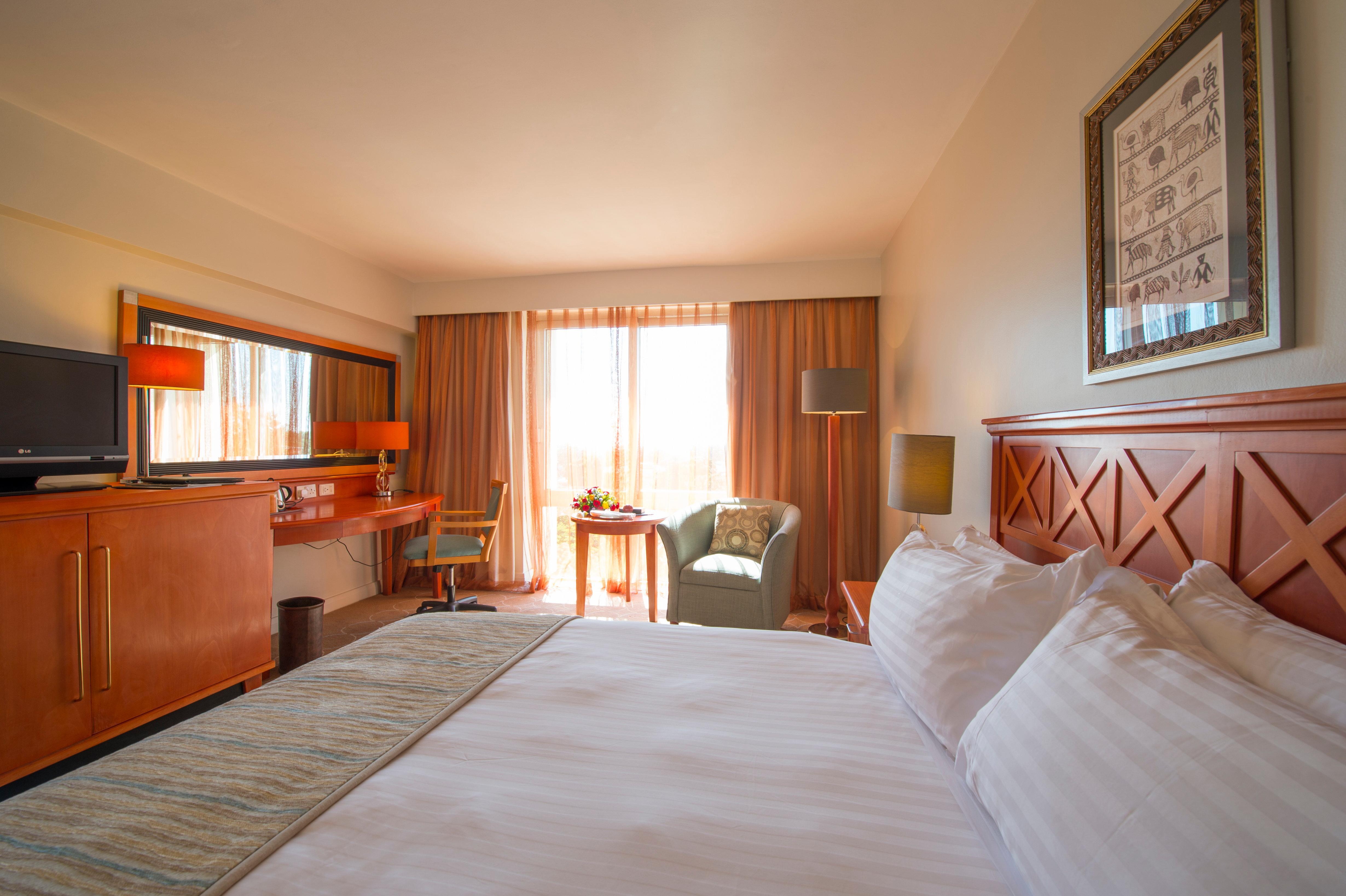 InterContinental Lusaka, an IHG Hotel Bagian luar foto
