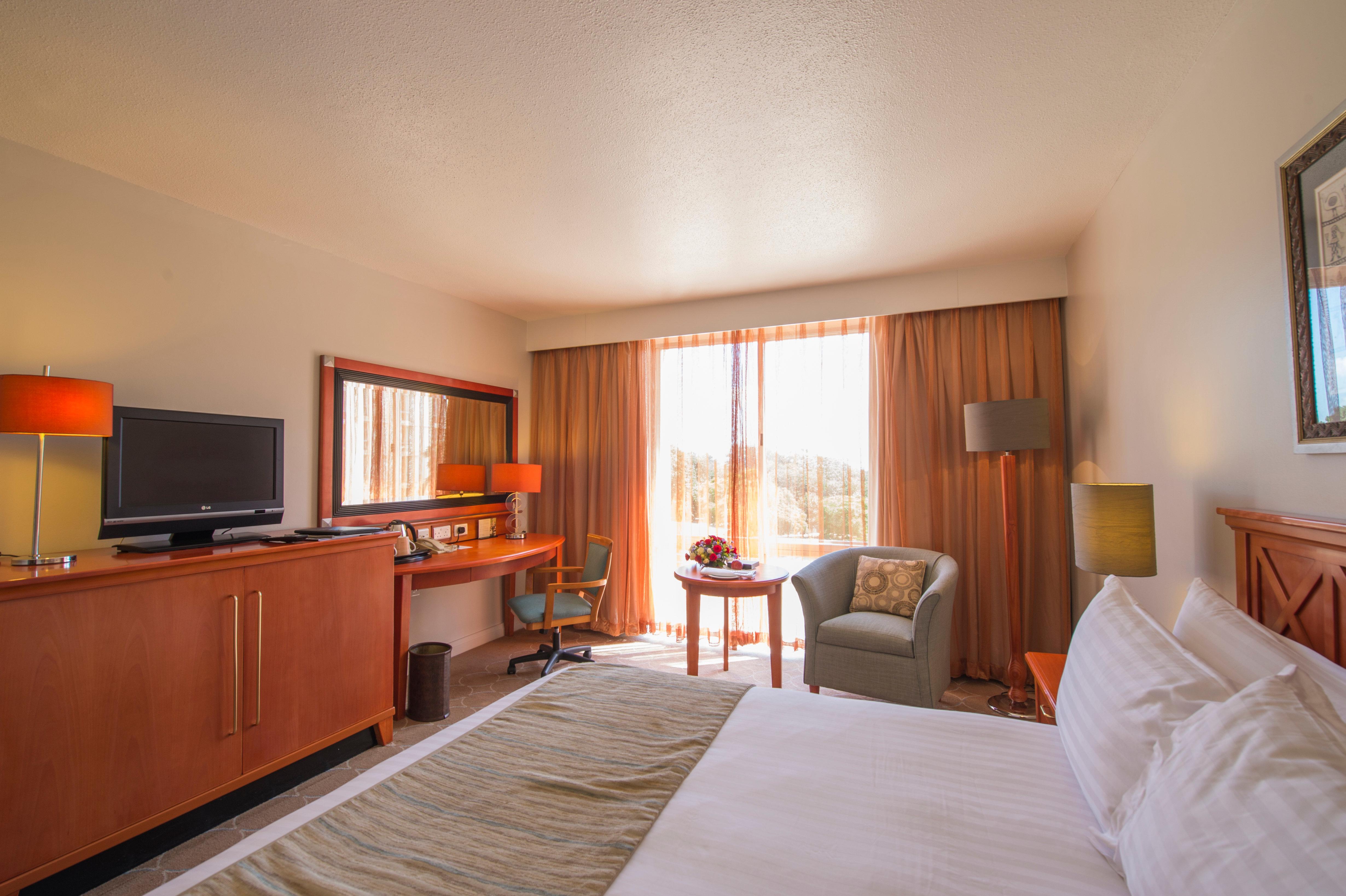 InterContinental Lusaka, an IHG Hotel Bagian luar foto