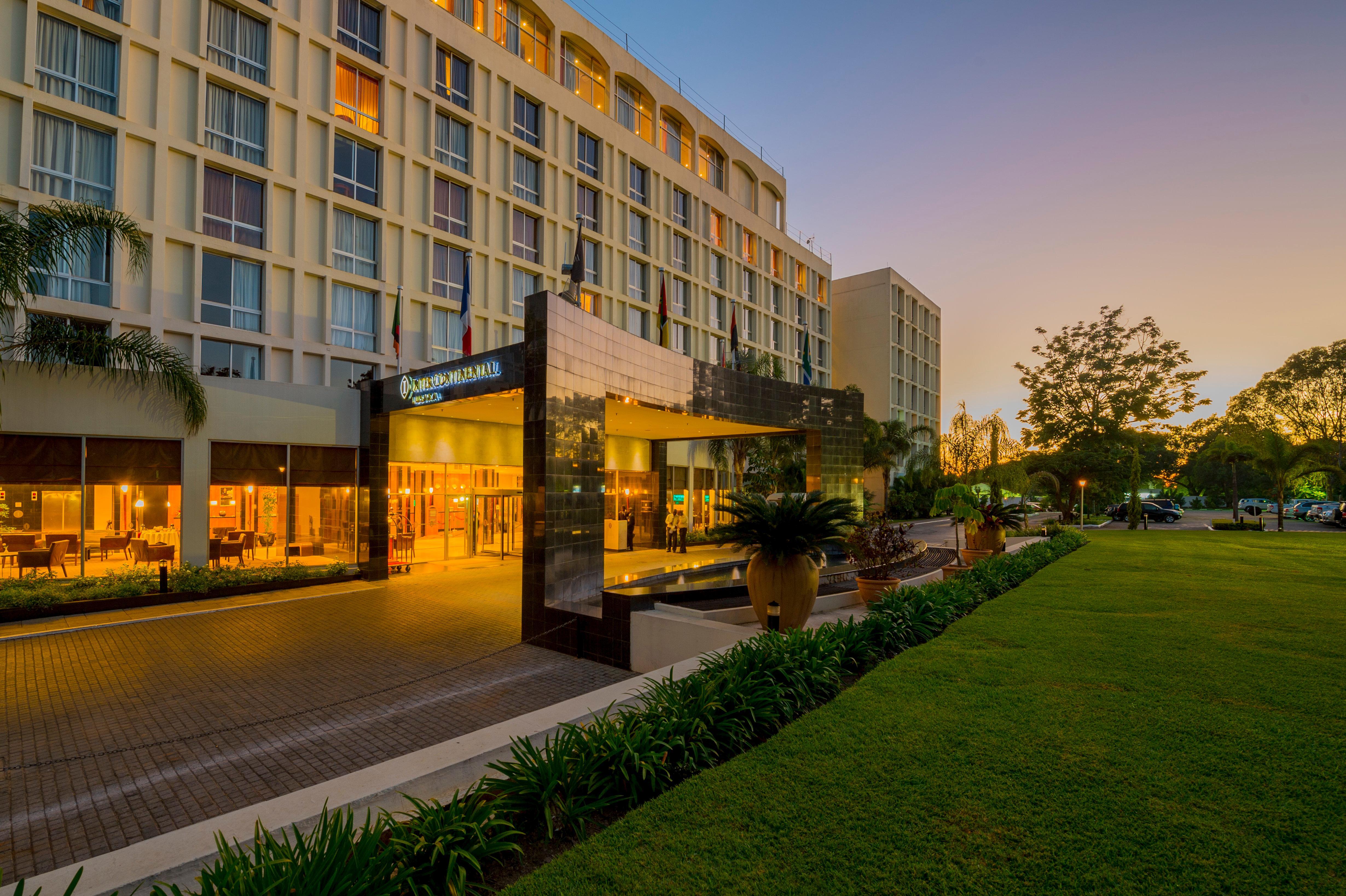 InterContinental Lusaka, an IHG Hotel Bagian luar foto