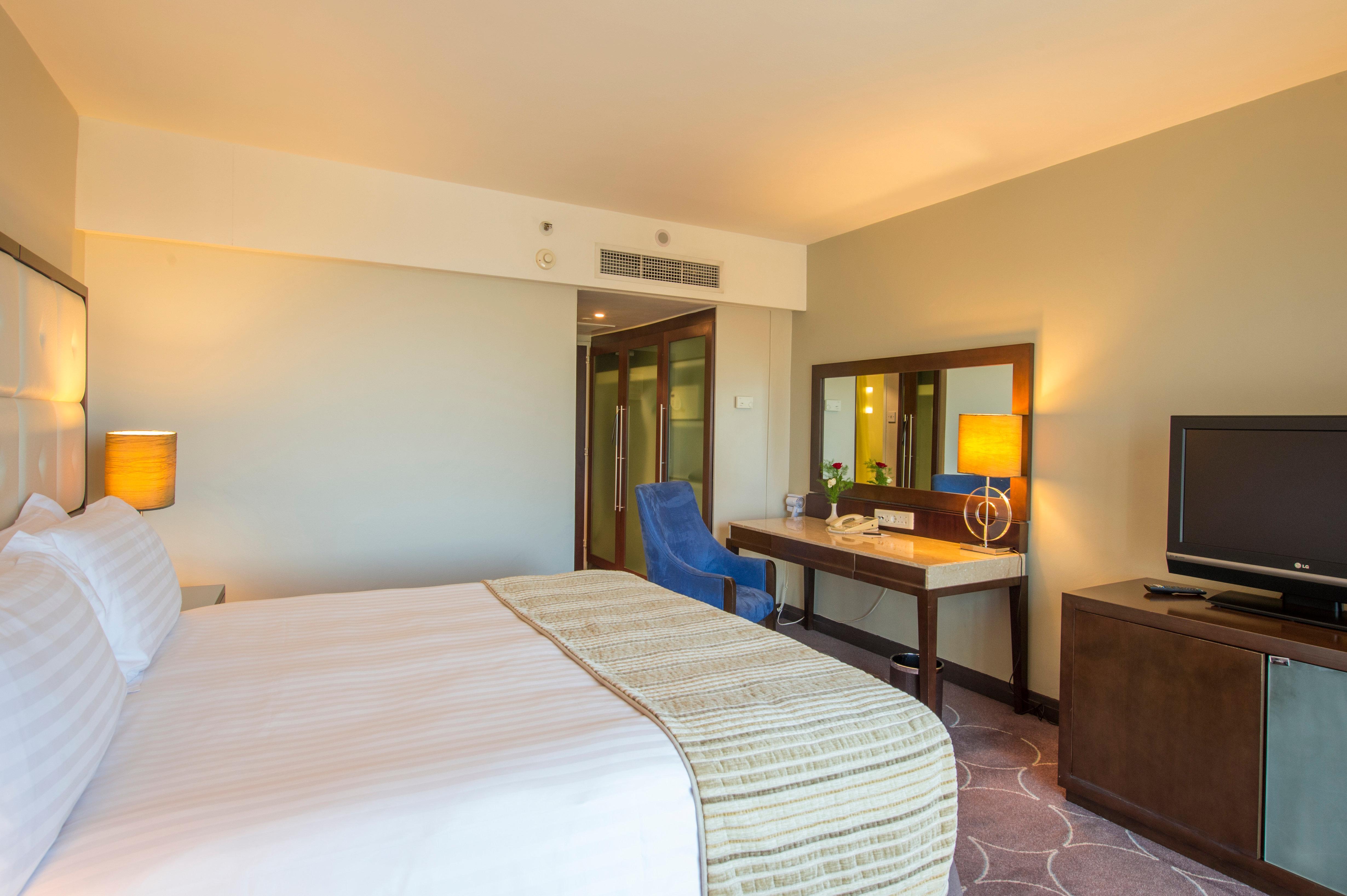InterContinental Lusaka, an IHG Hotel Bagian luar foto