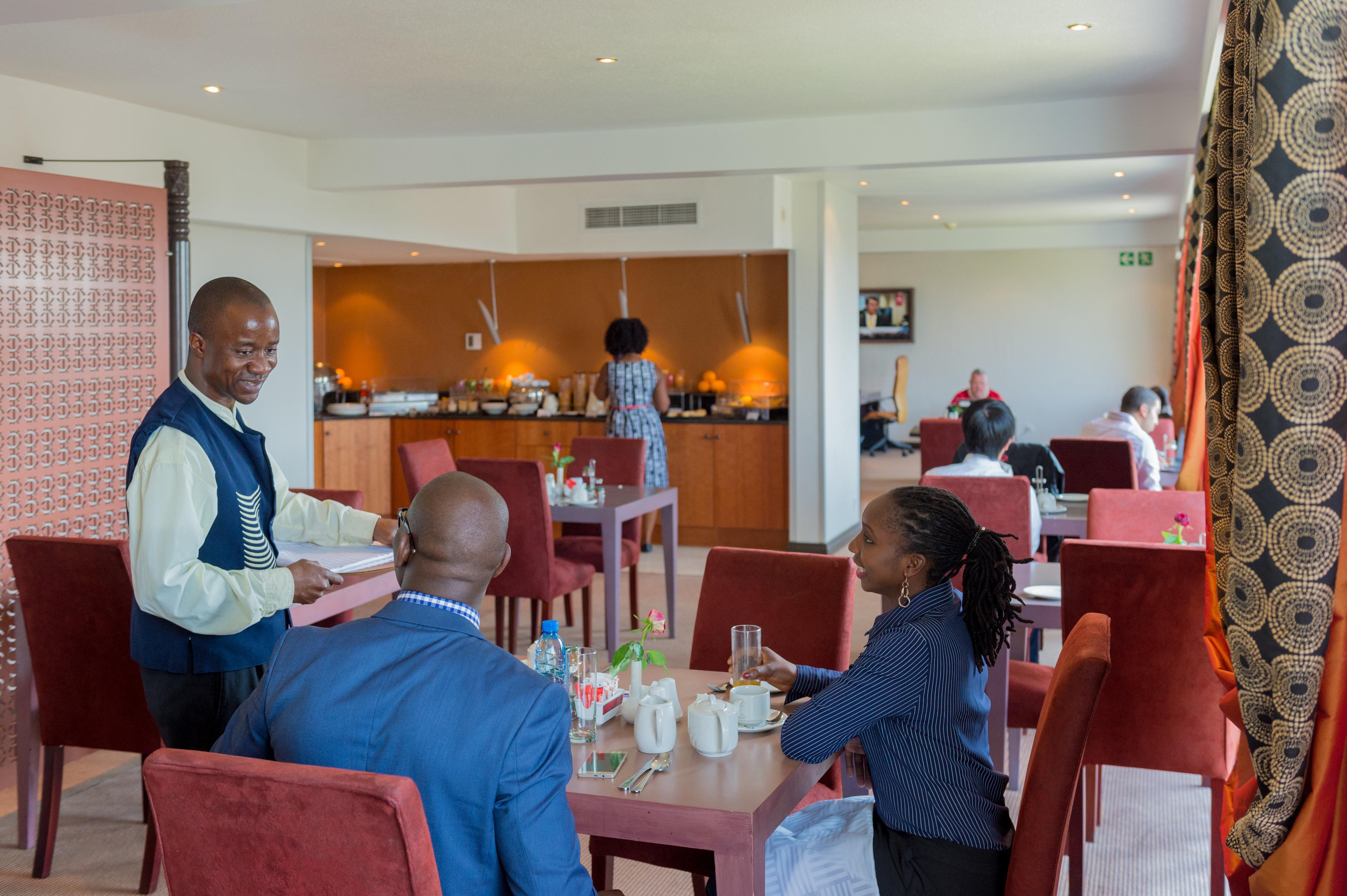 InterContinental Lusaka, an IHG Hotel Bagian luar foto