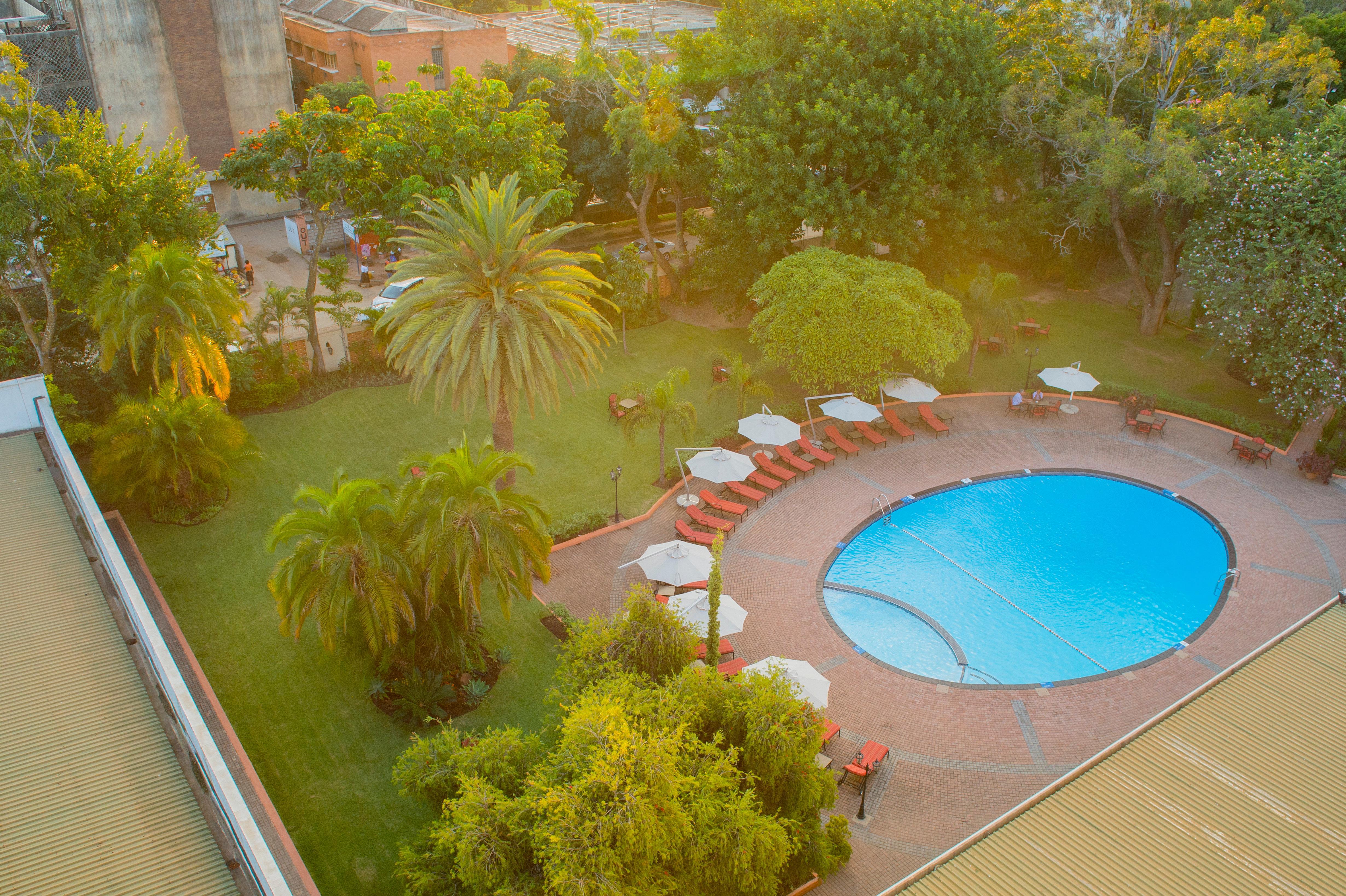 InterContinental Lusaka, an IHG Hotel Bagian luar foto