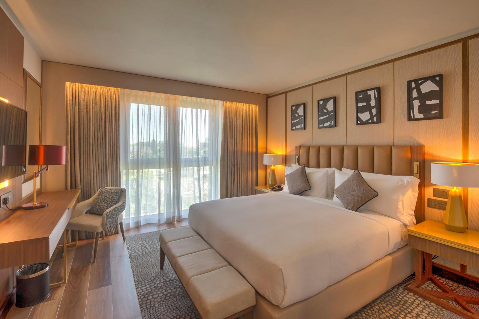 InterContinental Lusaka, an IHG Hotel Bagian luar foto